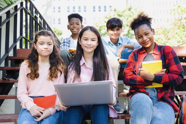 Empowering Students of all ages with the benefits of Broad Spectrum Hemp Products. 